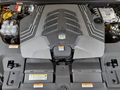 Lamborghini Urus 2022, 8300 км, за 206774.32 USD - фото 6