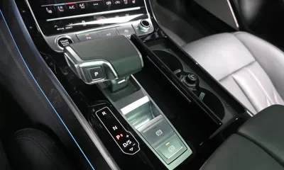Audi A8 2023, 19436 км, за 51960.02 USD - фото 9