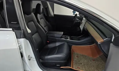 Tesla Model 3 2020, 91573 км, за 19537.47 USD - фото 26