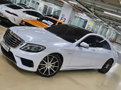 Mercedes-Benz S-Class · 2014 год