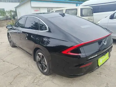 Wuling Xingguang 2025, 6000 км, за 12424.48 USD