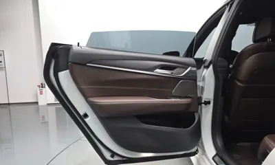 BMW Gran Turismo 2022, 61588 км, за 28277.96 USD - фото 25