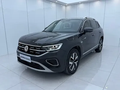 Volkswagen Tayron · 2023 год