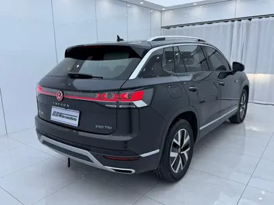 Volkswagen Tayron 2023, 32000 км, за 27416.34 USD