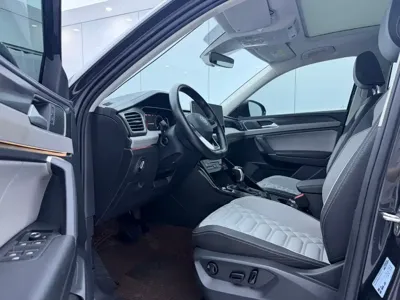 Volkswagen Tayron 2023, 32000 км, за 27416.34 USD - фото 7