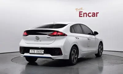 Hyundai Ioniq 2016, 187099 км, за 4529.34 USD