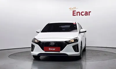 Hyundai Ioniq 2016, 187099 км, за 4529.34 USD