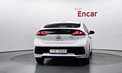 Hyundai Ioniq 2016, 187099 км, за 4529.34 USD