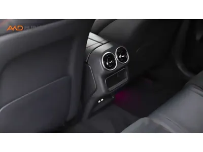 Mercedes-Benz GLC AMG 2024, 12000 км, за 58285.86 USD - фото 9