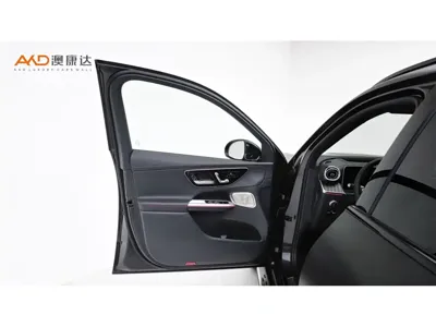 Mercedes-Benz GLC AMG 2024, 12000 км, за 58285.86 USD - фото 10