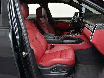 Porsche Cayenne 2022, 35350 км, за 66072.01 USD - фото 10