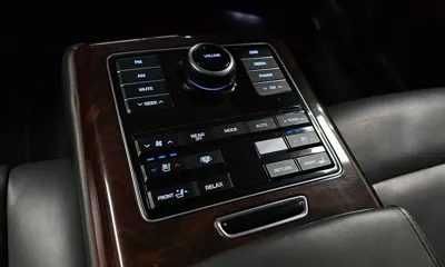 Hyundai Equus 2015, 158893 км, за 5814.34 USD - фото 18