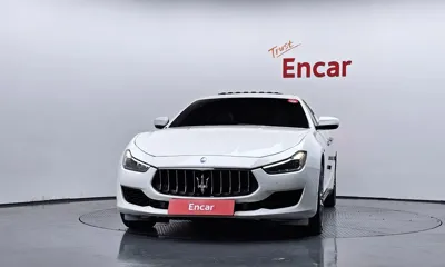 Maserati Ghibli 2018, 111268 км, за 12800.32 USD