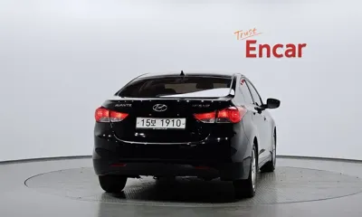 Hyundai Avante 2011, 94902 км, за 2642.38 USD