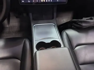 Tesla Model 3 2021, 110300 км, за 15098.22 USD - фото 14