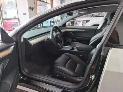 Tesla Model 3 2021, 110300 км, за 15098.22 USD - фото 16