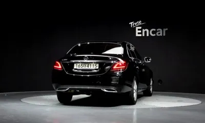 Mercedes-Benz C-Class 2020, 56450 км, за 14769.59 USD