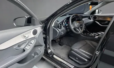 Mercedes-Benz C-Class 2020, 56450 км, за 14769.59 USD - фото 10