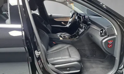 Mercedes-Benz C-Class 2020, 56450 км, за 14769.59 USD - фото 11