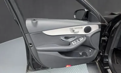 Mercedes-Benz C-Class 2020, 56450 км, за 14769.59 USD - фото 24
