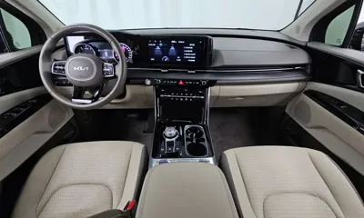 Kia Canival 2023, 54932 км, за 17255.97 USD - фото 7