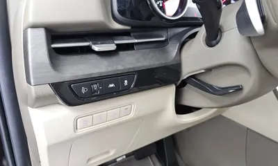 Kia Canival 2023, 54932 км, за 17255.97 USD - фото 28