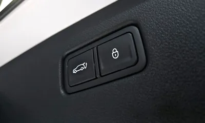 Genesis GV70 2024, 37197 км, за 28413.58 USD - фото 20