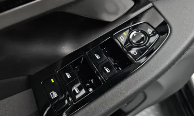 BMW 5-Series 2026, 6661 км, за 64226.72 USD - фото 30