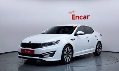 Kia K5 · 2011 год