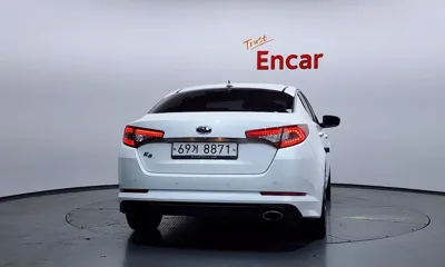 Kia K5 2011, 180647 км, за 2516.55 USD