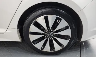 Kia K5 2011, 180647 км, за 2516.55 USD