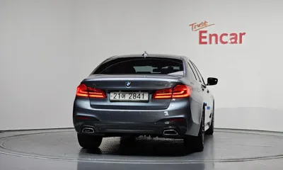 BMW 5-Series 2018, 139213 км, за 13289.91 USD