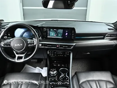 Kia K5 2023, 55991 км, за 17524.44 USD - фото 7