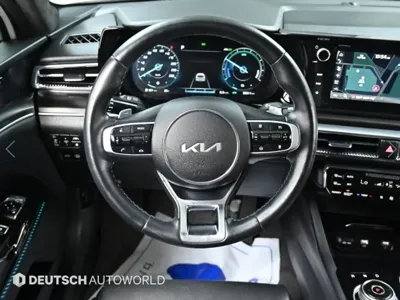 Kia K5 2023, 55991 км, за 17524.44 USD - фото 13