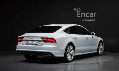 Audi A7 2016, 53136 км, за 12156.27 USD