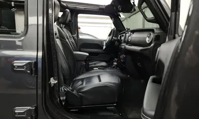 Jeep Wrangler 2021, 93483 км, за 23730.85 USD - фото 11