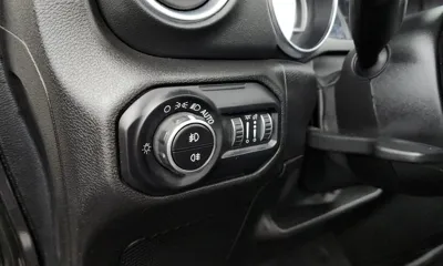 Jeep Wrangler 2021, 93483 км, за 23730.85 USD - фото 16