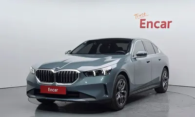 BMW 5-Series · 2025 год