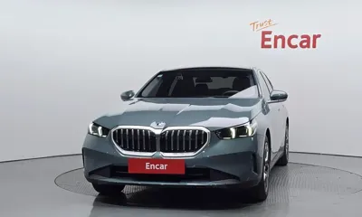 BMW 5-Series 2025, 8292 км, за 3533765.8 USD