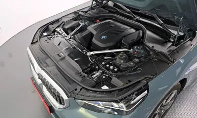 BMW 5-Series 2025, 8292 км, за 3533765.8 USD - фото 6