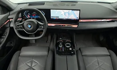 BMW 5-Series 2025, 8292 км, за 3533765.8 USD - фото 7