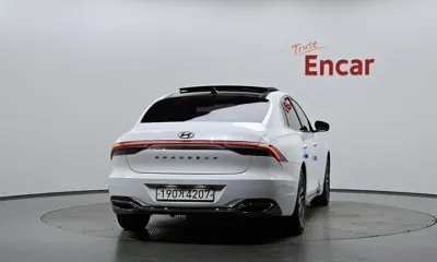 Hyundai Grandeur 2020, 118412 км, за 11851.27 USD