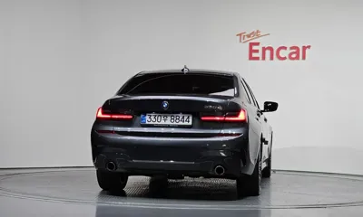 BMW 3-Series 2022, 71747 км, за 18183.01 USD