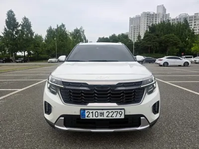 Kia Seltos 2024, 10885 км, за 17986.08 USD