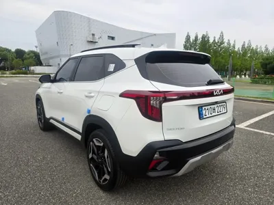 Kia Seltos 2024, 10885 км, за 17986.08 USD - фото 18