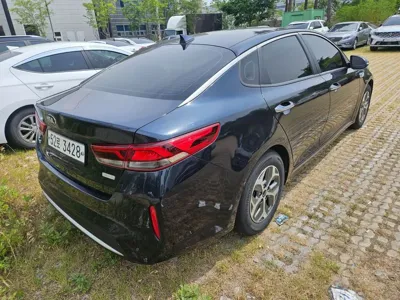 Kia K5 2019, 178586 км, за 5750.93 USD