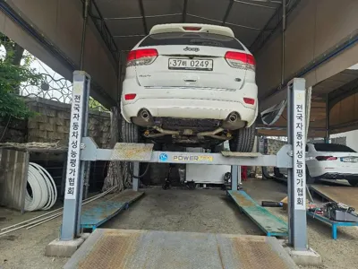 Jeep Cherokee 2014, 173286 км, за 7924.33 USD