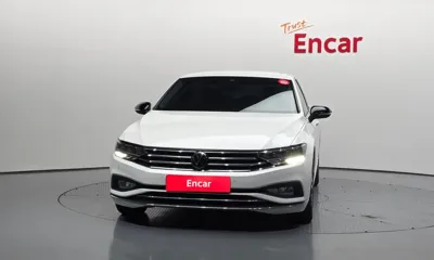 Volkswagen Passat 2022, 68798 км, за 14886.56 USD - фото 3