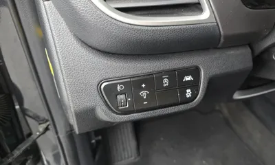 Kia Seltos 2020, 84064 км, за 10047.6 USD - фото 17