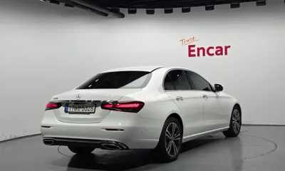 Mercedes-Benz E-Class 2021, 76271 км, за 23446.27 USD